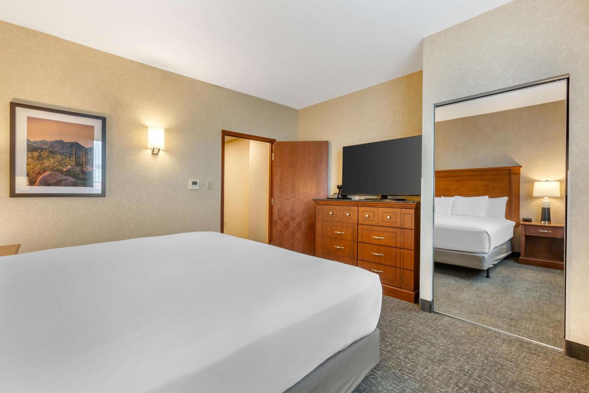 Drury Plaza Hotel Phoenix Tempe Eksteriør bilde